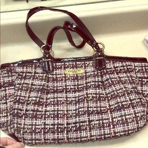 Adorable Coach Purse in GREAT condition!